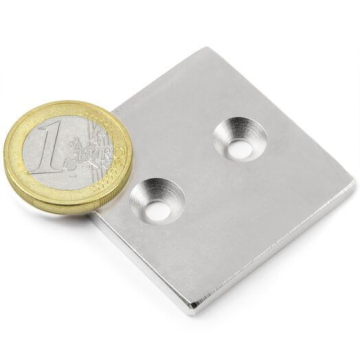 Kubmagnet för påskruvning 40x40x4 mm